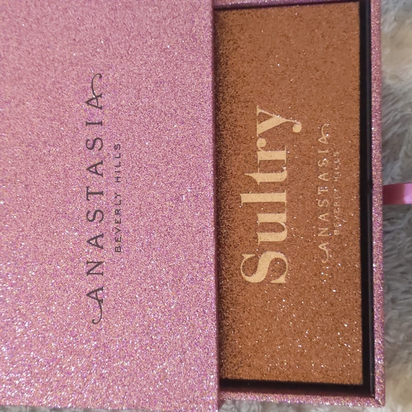 Anastasia Beverly Hills Sultry Palette Vault - Picture 3 of 3